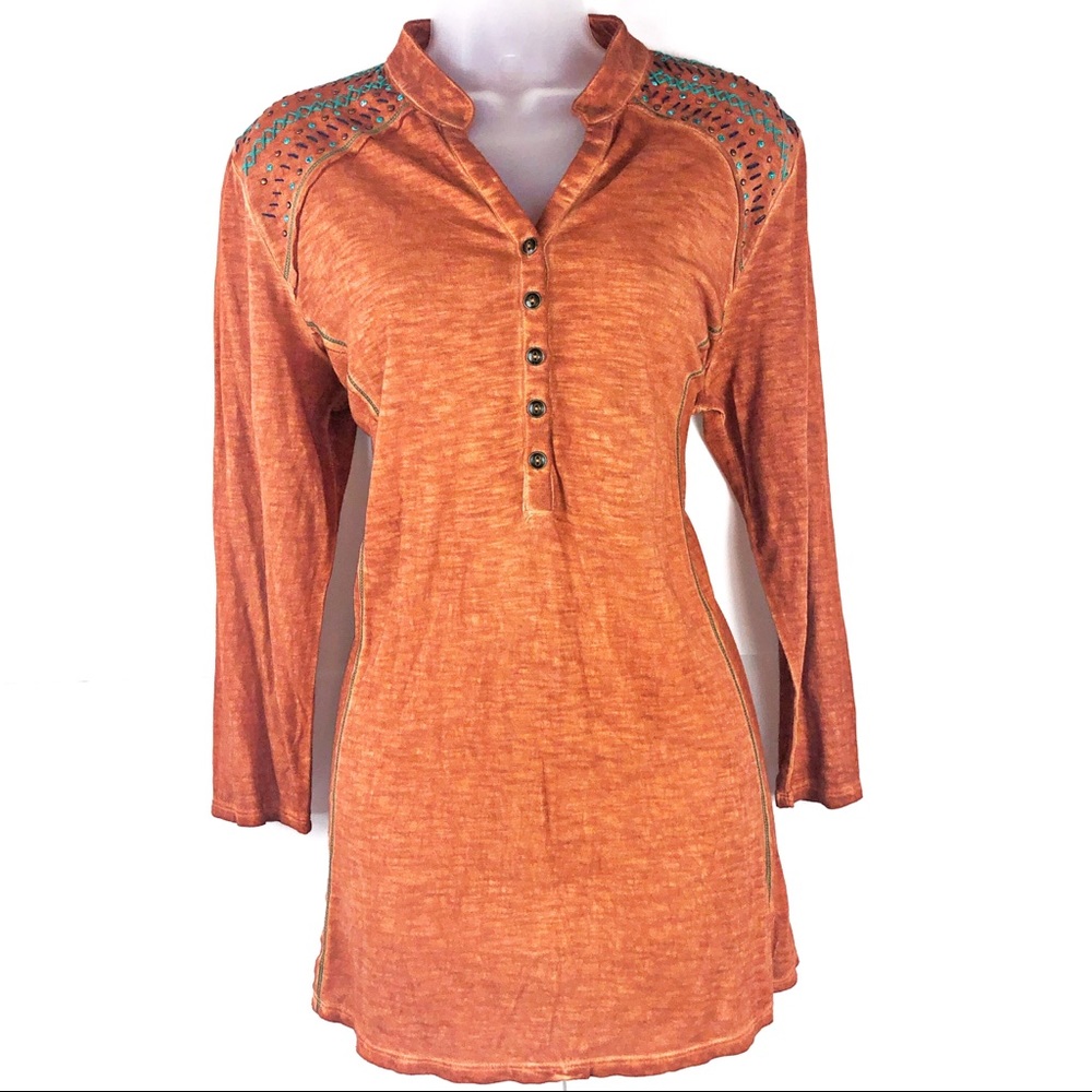 Reba beaded light weight blouse Large